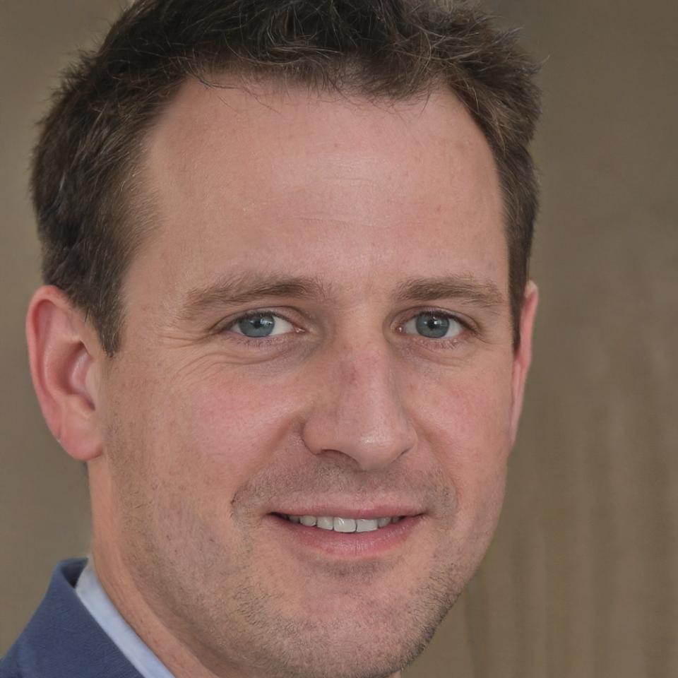 Ержан Досмуханов, координатор ночной смены