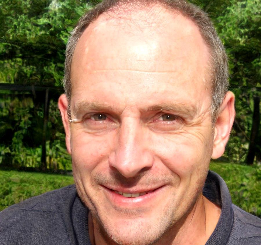 Данияр Бектасов — руководитель отдела финансов