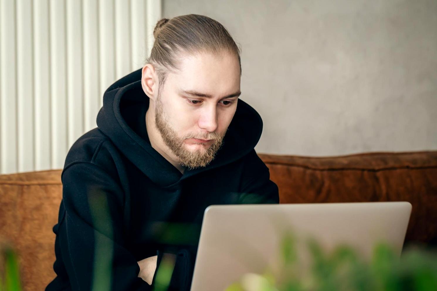 Современный офис Steelmagix в торговом центре Silk Way City